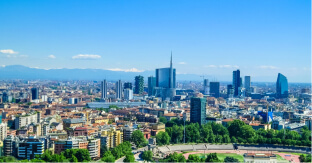 Foto panorámica de la vista superior de Milán