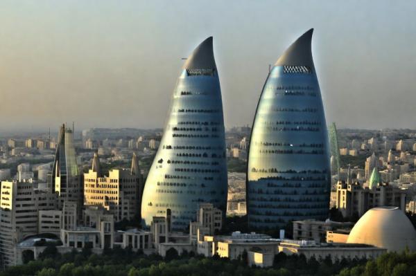 Foto de Flaming Towers