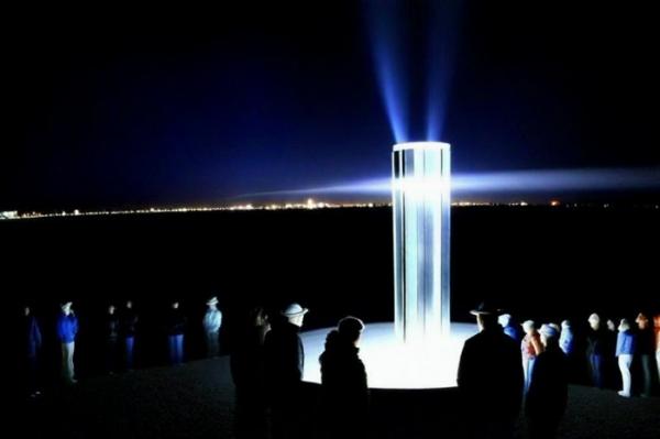 Imagine la torre de la paz photo