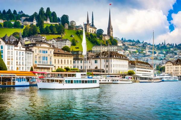 Alquile un coche en Suiza